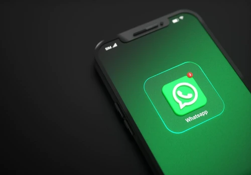 WhatsApp anuncia melhorias em chamadas de voz e de vídeo; veja novidades ( Imagem:Freepik)