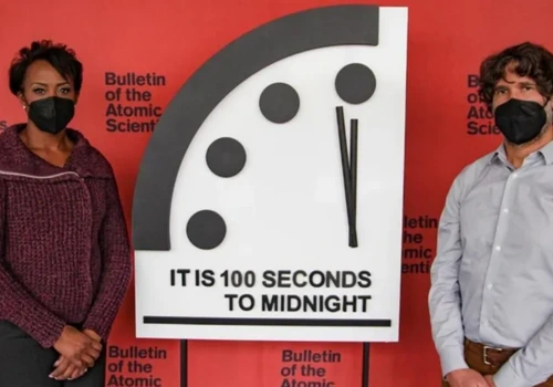 O que é o Relógio do Juízo Final e o que acontece quando ele marcar meia-noite ( imagem: Bulletin of Atomic Scientists / Facebook)