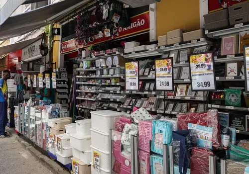 Juros altos: entenda como fica a economia ( Imagem: Tânia Rêgo: Agência Brasil)