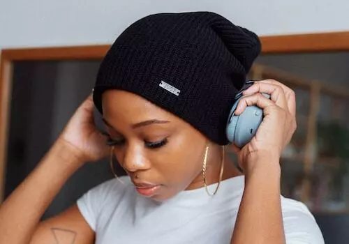 Guia completo com os melhores apps gratuitos para ouvir música sem Wi-Fi