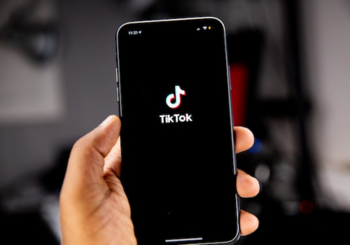 Ganhe dinheiro com o TikTok - Aprenda 4 maneiras