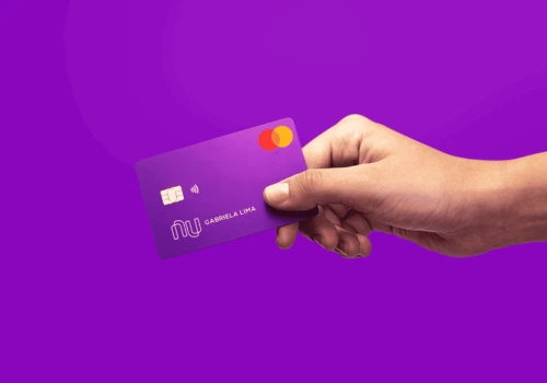 Veja como conseguir R$ 5 mil reais de crédito no cartão ( Imagem: Divulgação)