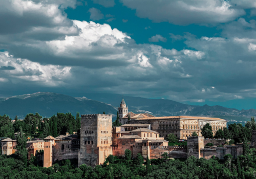 Aplicativo gratuito para conhecer a Espanha