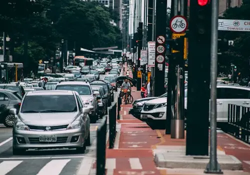 Descubra como consultar placa de carros e verificar suas multas